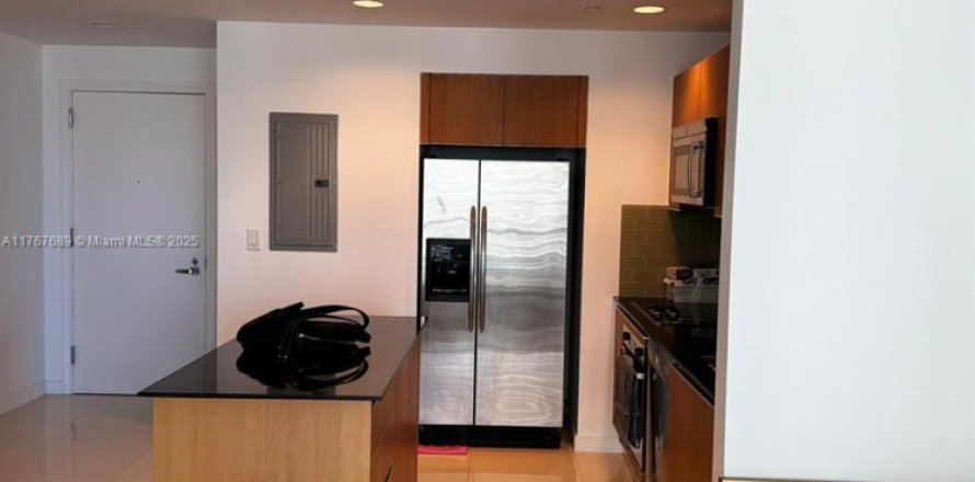 Condo à Miami, Floride, 1 chambre  № 1980376
