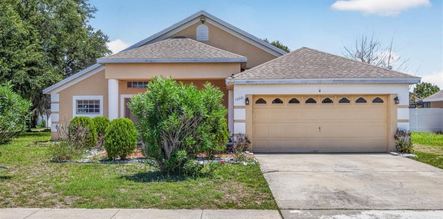 House in Ocoee, Florida 3 bedrooms, 164.53 sq.m. № 2214094