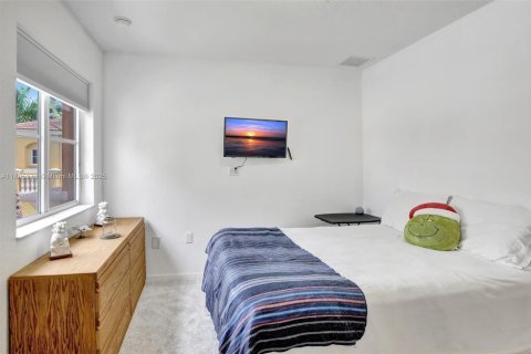 Touwnhouse à vendre à Miramar, Floride: 3 chambres, 117.06 m2 № 1864864 - photo 19