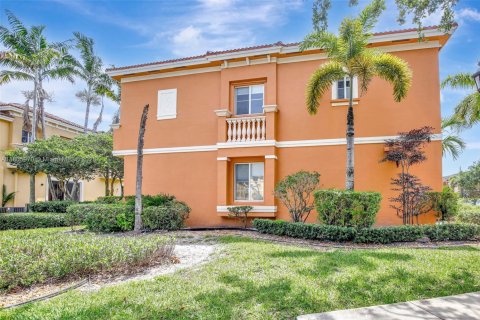 Touwnhouse à vendre à Miramar, Floride: 3 chambres, 117.06 m2 № 1864864 - photo 4