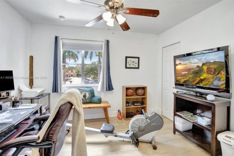 Touwnhouse à vendre à Miramar, Floride: 3 chambres, 117.06 m2 № 1864864 - photo 14