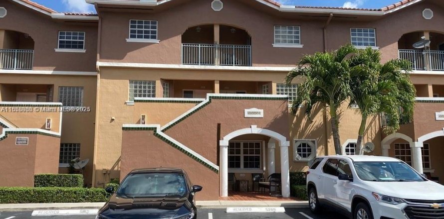 Appartement à Miami, Floride 2 chambres, 125.42 m2 № 1872452