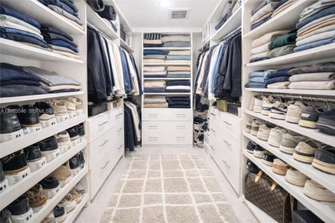 Купить виллу или дом в Норт-Майами-Бич, Флорида 4 спальни, 232.44м2, № 2026373 - фото 15