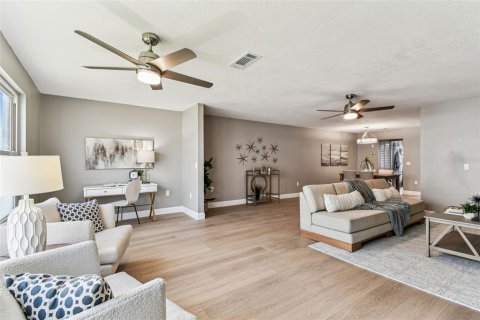 Copropriété à vendre à Gulfport, Floride: 1 chambre, 98.48 m2 № 1775014 - photo 15