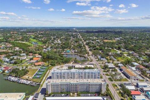 Copropriété à vendre à Gulfport, Floride: 1 chambre, 98.48 m2 № 1775014 - photo 28
