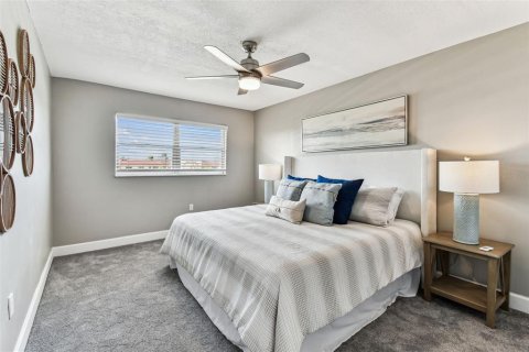 Copropriété à vendre à Gulfport, Floride: 1 chambre, 98.48 m2 № 1775014 - photo 22