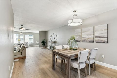 Copropriété à vendre à Gulfport, Floride: 1 chambre, 98.48 m2 № 1775014 - photo 9