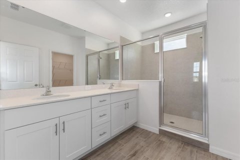 House in Tavares, Florida 4 bedrooms, 221.11 sq.m. № 1759827 - photo 7