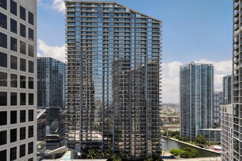 Copropriété à vendre à Miami, Floride: 3 chambres, 172.43 m2 № 1940269 - photo 30