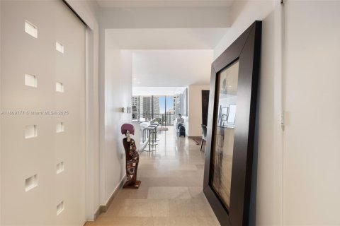 Copropriété à vendre à Miami, Floride: 3 chambres, 172.43 m2 № 1940269 - photo 23