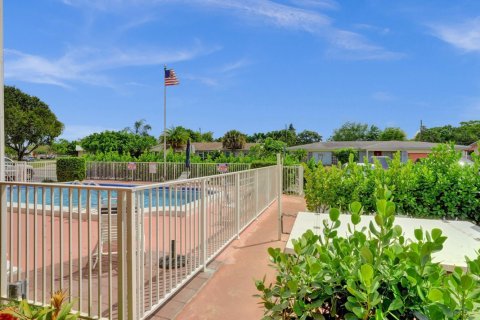 Condominio en venta en Fort Lauderdale, Florida, 2 dormitorios, 111.48 m2 № 1092714 - foto 1