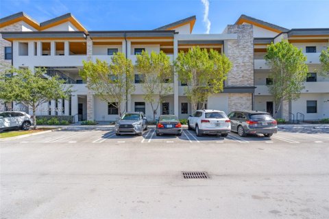 Купить кондоминиум в Дорал, Флорида 2 спальни, 105.44м2, № 2003536 - фото 8