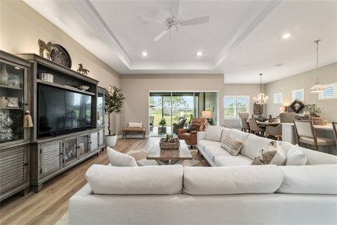 House in Ocala, Florida 3 bedrooms, 233.37 sq.m. № 1685382 - photo 12