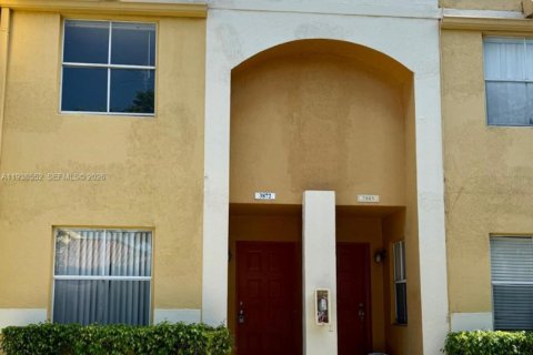 Townhouse in Sunrise, Florida 2 bedrooms, 83.43 sq.m. № 1996147