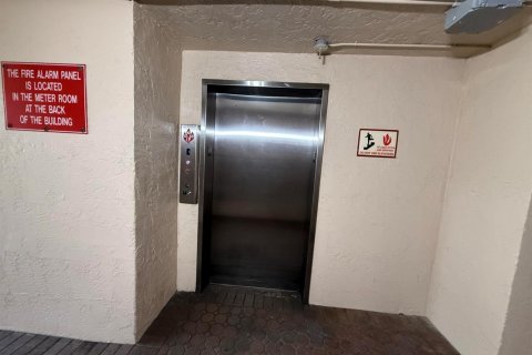 Купить кондоминиум в Лодердейл-Лейкс, Флорида 3 комнаты, 66.98м2, № 2243249 - фото 25