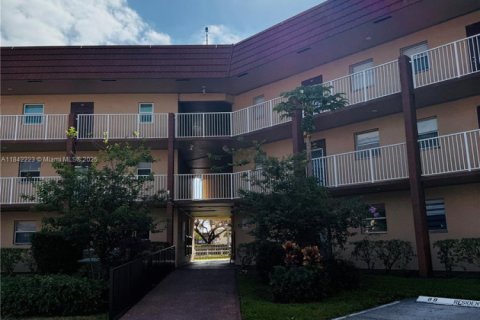 Condominio en venta en Sunrise, Florida, 1 dormitorio, 59.46 m2 № 1834221 - foto 13