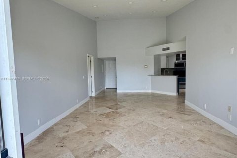 Снять в аренду кондоминиум в Корал-Спрингс, Флорида 2 спальни, 91.42м2, № 2003639 - фото 3