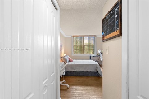 Купить кондоминиум в Майами, Флорида 1 спальня, 78.04м2, № 2145762 - фото 18