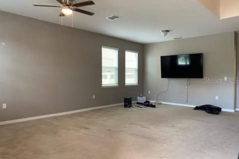 House in Clermont, Florida 4 bedrooms, 252.79 sq.m. № 1515555 - photo 2