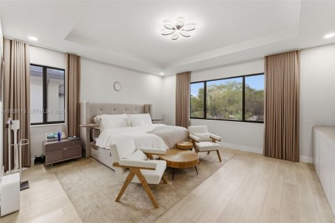 Villa ou maison à vendre à Miami, Floride: 5 chambres, 391.3 m2 № 1987413 - photo 23