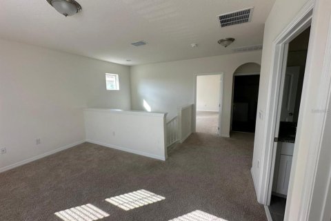 House in Winter Garden, Florida 4 bedrooms, 230.77 sq.m. № 1843175 - photo 15