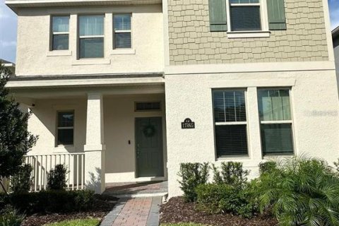 House in Winter Garden, Florida 4 bedrooms, 230.77 sq.m. № 1843175 - photo 1