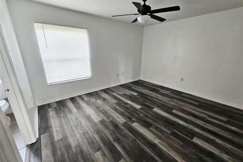 Villa ou maison à louer à Groveland, Floride: 3 chambres, 147.16 m2 № 2399392 - photo 5