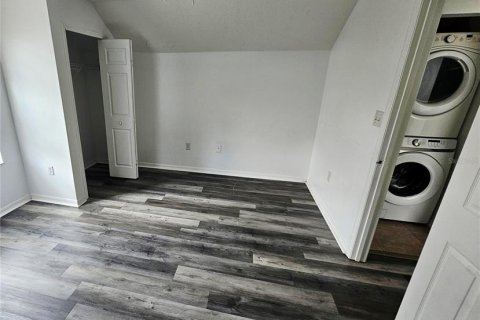 Villa ou maison à louer à Groveland, Floride: 3 chambres, 147.16 m2 № 2399392 - photo 2