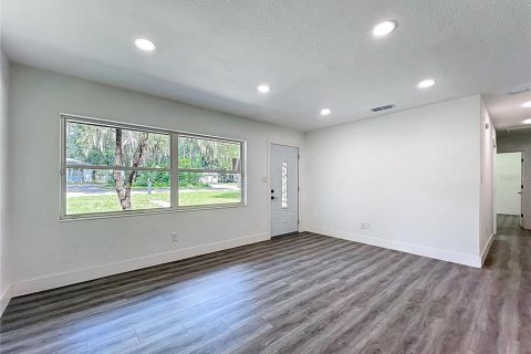 House in Ocala, Florida 4 bedrooms, 171.68 sq.m. № 1899254 - photo 7