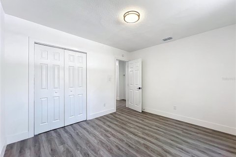 House in Ocala, Florida 4 bedrooms, 171.68 sq.m. № 1899254 - photo 28