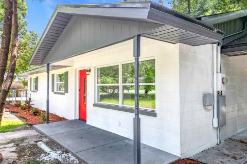 House in Ocala, Florida 4 bedrooms, 171.68 sq.m. № 1899254 - photo 2