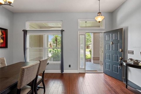 House in Winter Park, Florida 4 bedrooms, 211.35 sq.m. № 2227379 - photo 3