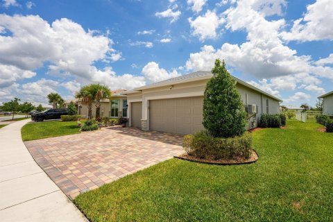 Casa en venta en Port St. Lucie, Florida, 4 dormitorios, 216.56 m2 № 2078348 - foto 4