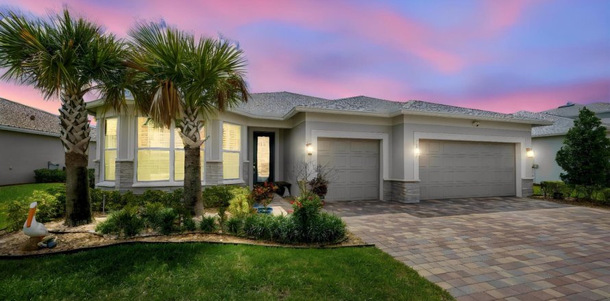 Casa en Port St. Lucie, Florida 4 dormitorios, 216.56 m2 № 2078348
