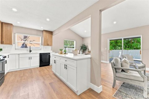 Villa ou maison à vendre à Safety Harbor, Floride: 3 chambres, 148.27 m2 № 2348063 - photo 8