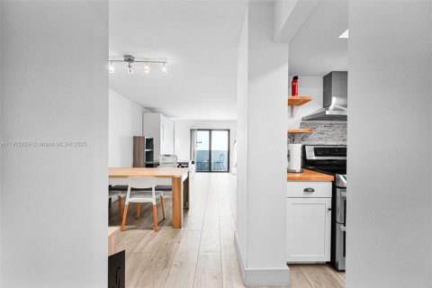 Copropriété à vendre à Miami Beach, Floride: 1 chambre, 62.15 m2 № 1969245 - photo 5