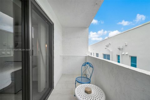 Copropriété à vendre à Miami Beach, Floride: 1 chambre, 62.15 m2 № 1969245 - photo 6
