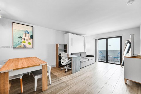 Copropriété à vendre à Miami Beach, Floride: 1 chambre, 62.15 m2 № 1969245 - photo 2