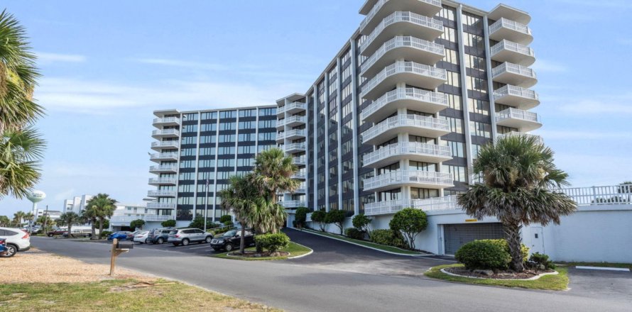 Condominio en Flagler Beach, Florida, 2 dormitorios  № 771946