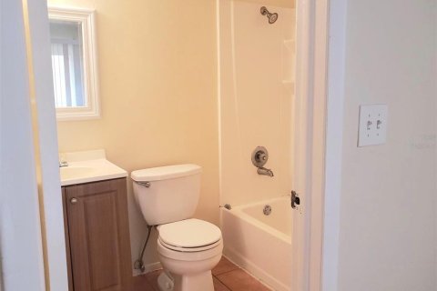 Condo in Tampa, Florida, 1 bedroom № 2258905 - photo 9