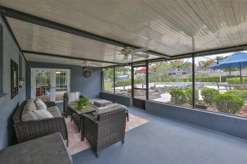 Casa en venta en Brandon, Florida, 4 dormitorios, 204.2 m2 № 2097738 - foto 19