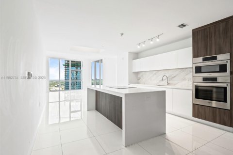 Copropriété à vendre à Miami, Floride: 3 chambres, 204.76 m2 № 2177668 - photo 2