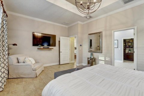 House in Apollo Beach, Florida 4 bedrooms, 294.59 sq.m. № 2222881 - photo 18
