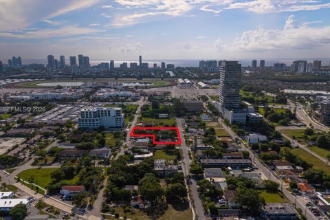 Immobilier commercial à vendre à Hallandale Beach, Floride № 2242682 - photo 13