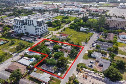 Immobilier commercial à vendre à Hallandale Beach, Floride № 2242682 - photo 9