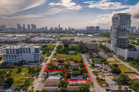 Immobilier commercial à vendre à Hallandale Beach, Floride № 2242682 - photo 12