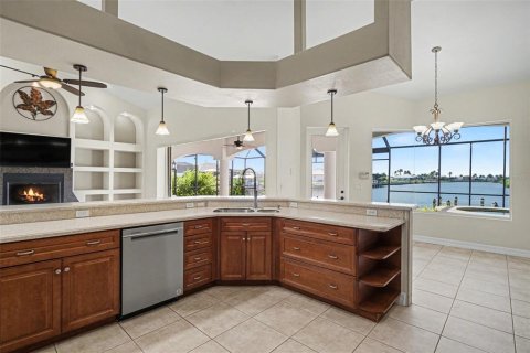 Casa en venta en Cape Coral, Florida, 3 dormitorios, 236.99 m2 № 2419187 - foto 14