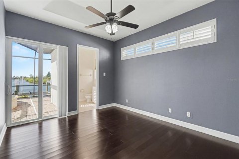 Casa en venta en Cape Coral, Florida, 3 dormitorios, 236.99 m2 № 2419187 - foto 25
