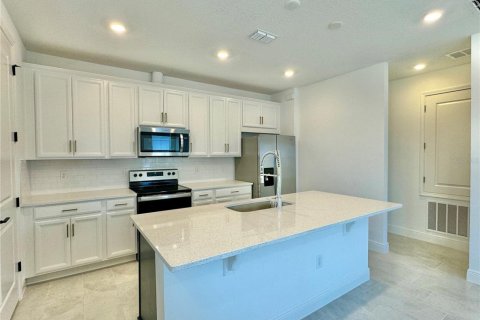 Apartamento en alquiler en Orlando, Florida, 1 dormitorio, 79.9 m2 № 1832691 - foto 4