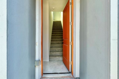 Apartamento en alquiler en Orlando, Florida, 1 dormitorio, 79.9 m2 № 1832691 - foto 1